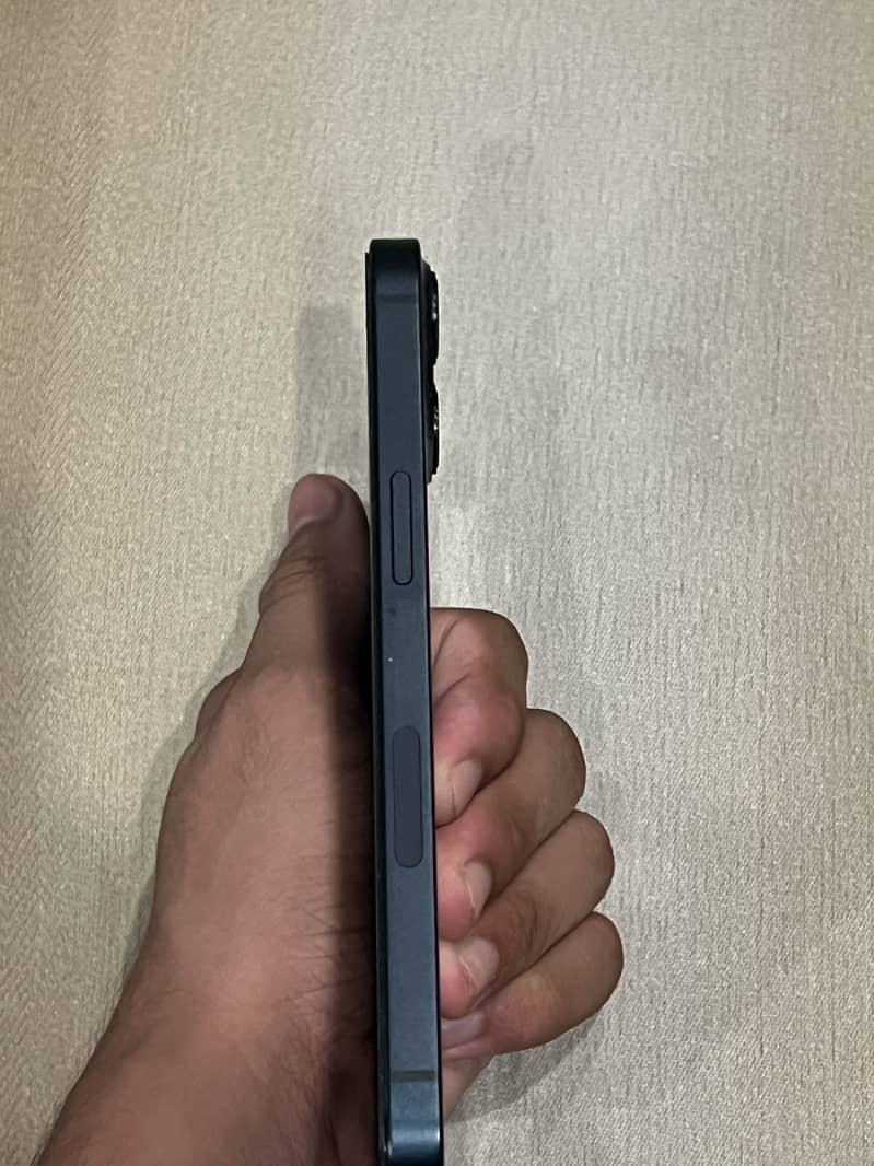 APPLE IPHONE 13 3