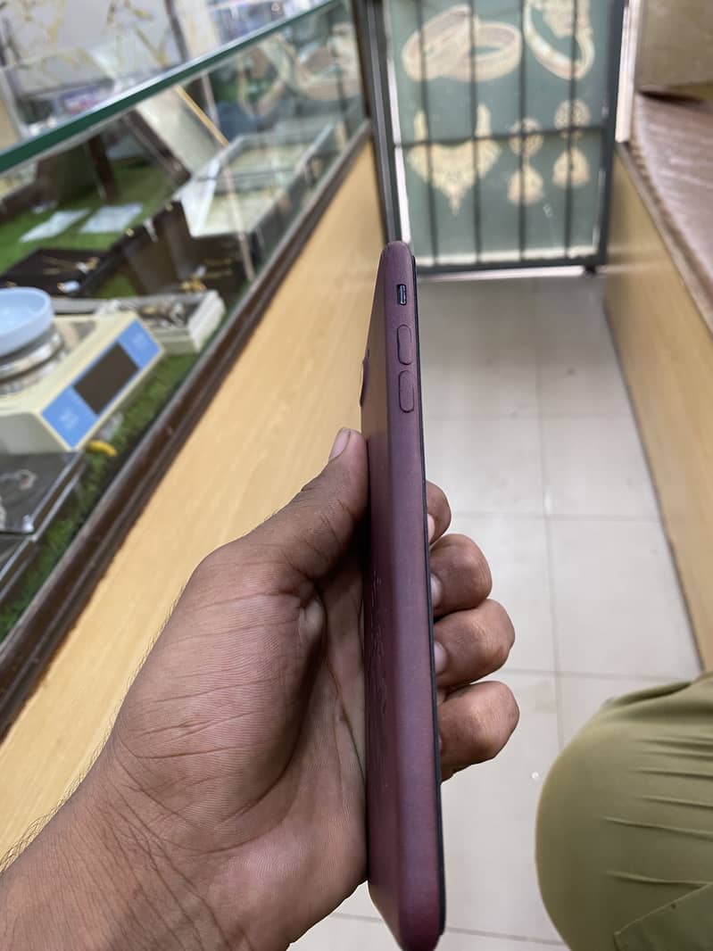 Apple iPhone 7 Plus 3