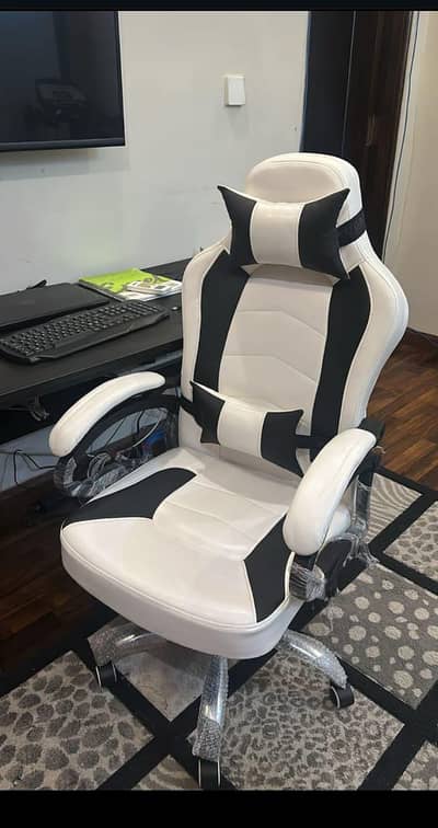 Chairs/Gaming Chair/Studio Chair/Office Chair/Computer Chair