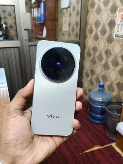 Vivo X300 Pro 16/512GB OFFICIAL PTA APPROVED