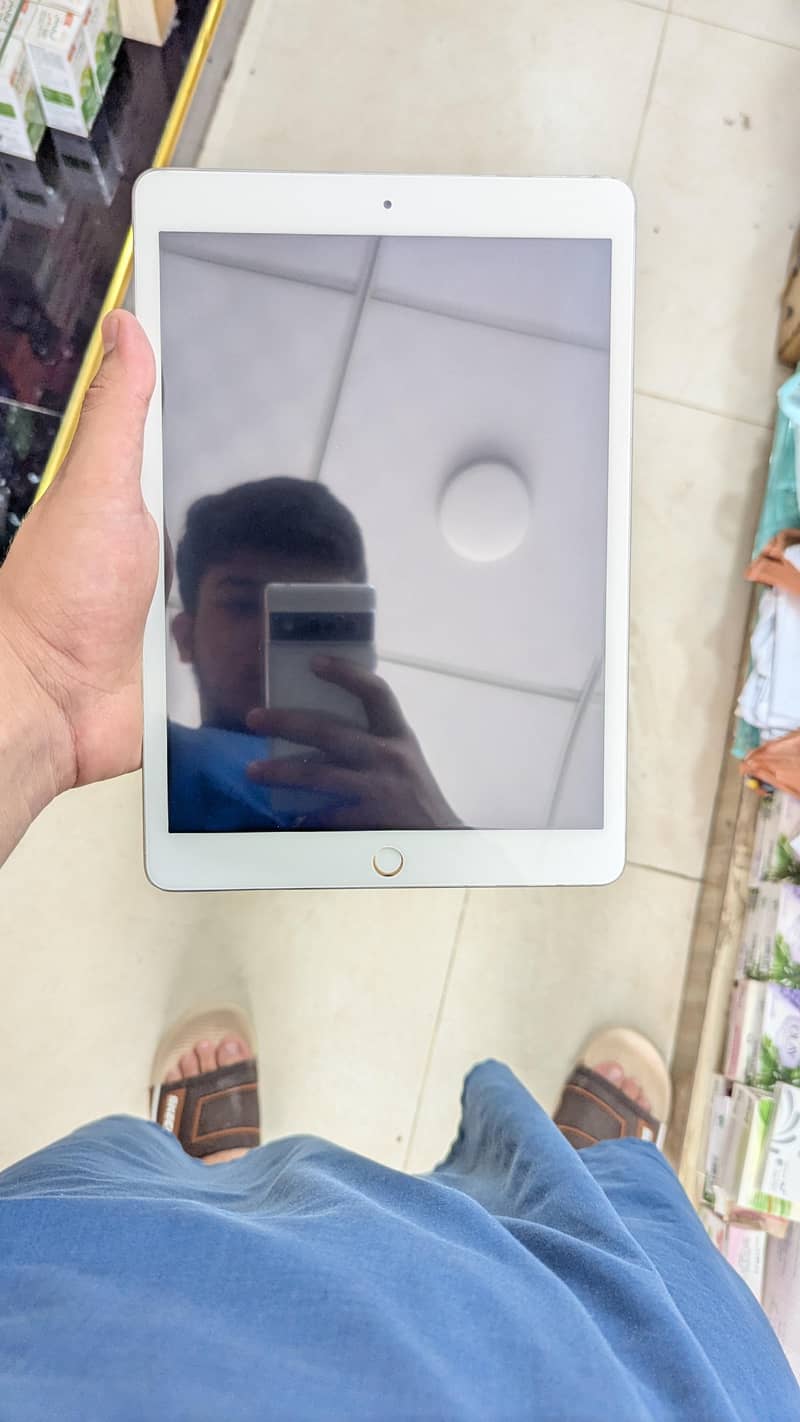 ipad 8gen 2