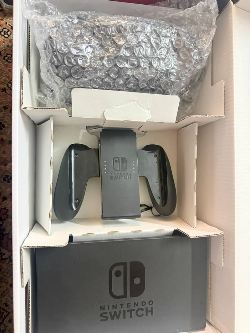 Nintendo Switch UK model 2