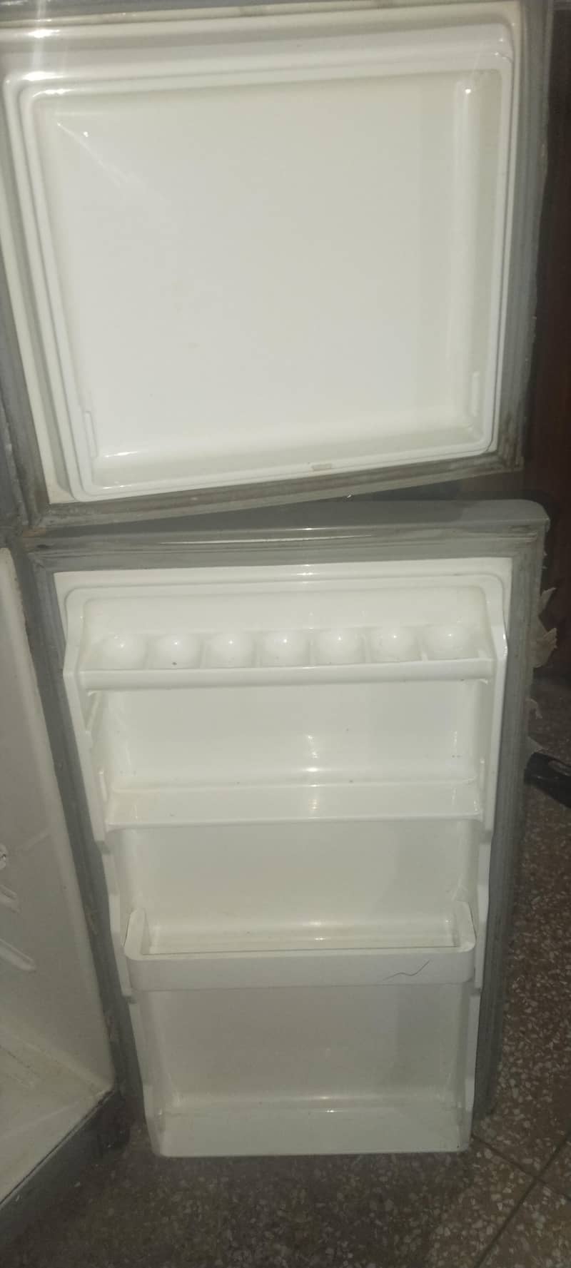 fridge 0