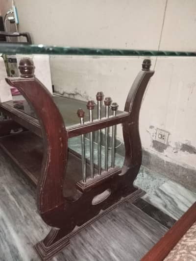 6 seater premium wooden dining table