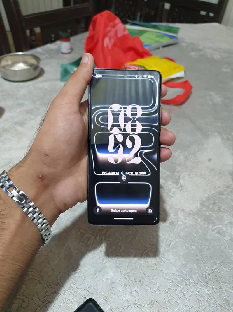 Pixel 7 4