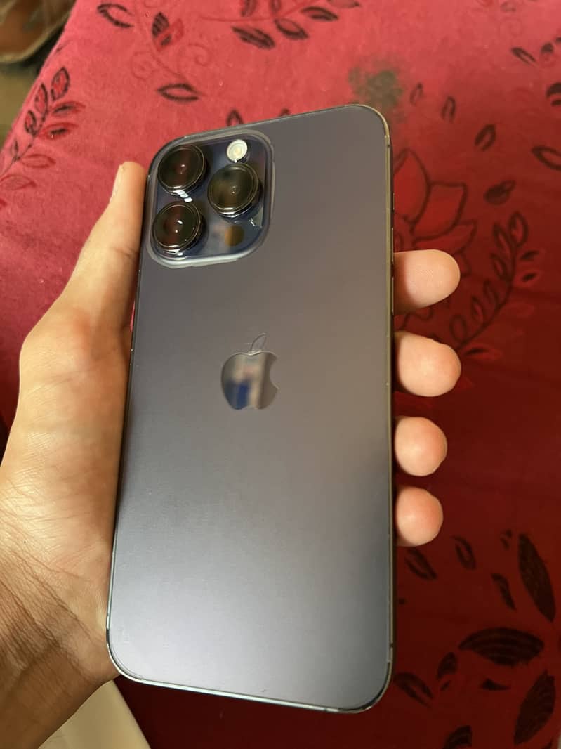 Apple iPhone 14 Pro Max 3