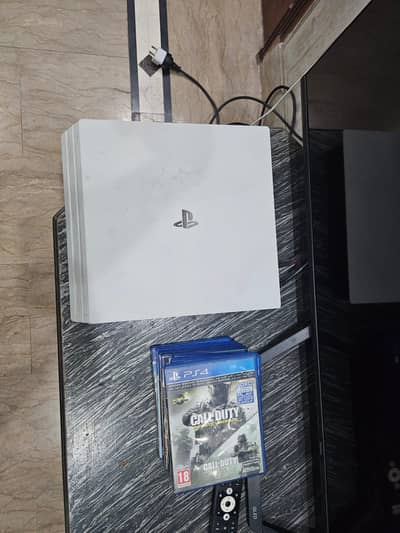 Play station 4 pro with 4 controllers Fifa etc