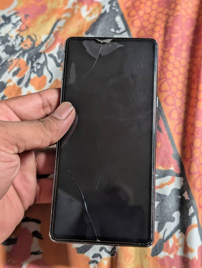 Google Pixel 7 4