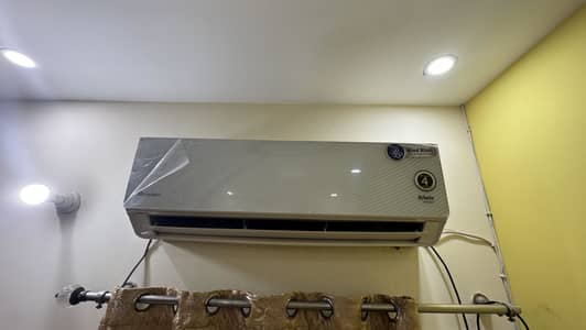 Dawlance Avante Series 1.5 Ton Inverter AC 0.3. 2.6. 7.2. 1.7. 8.3. 7