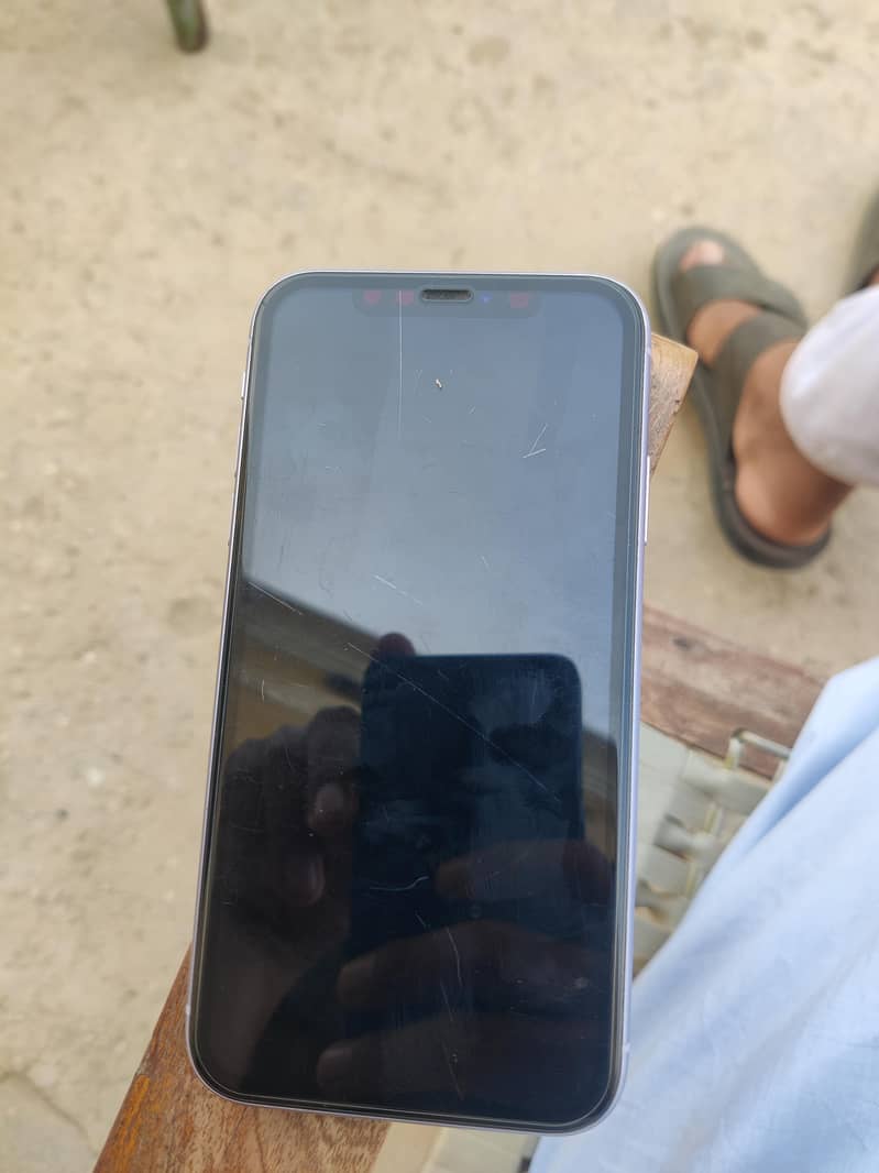 Apple iPhone 11 1