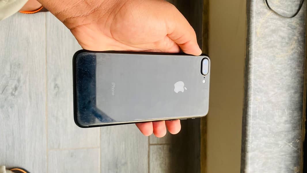 Apple iPhone 7 Plus 256 GB 0