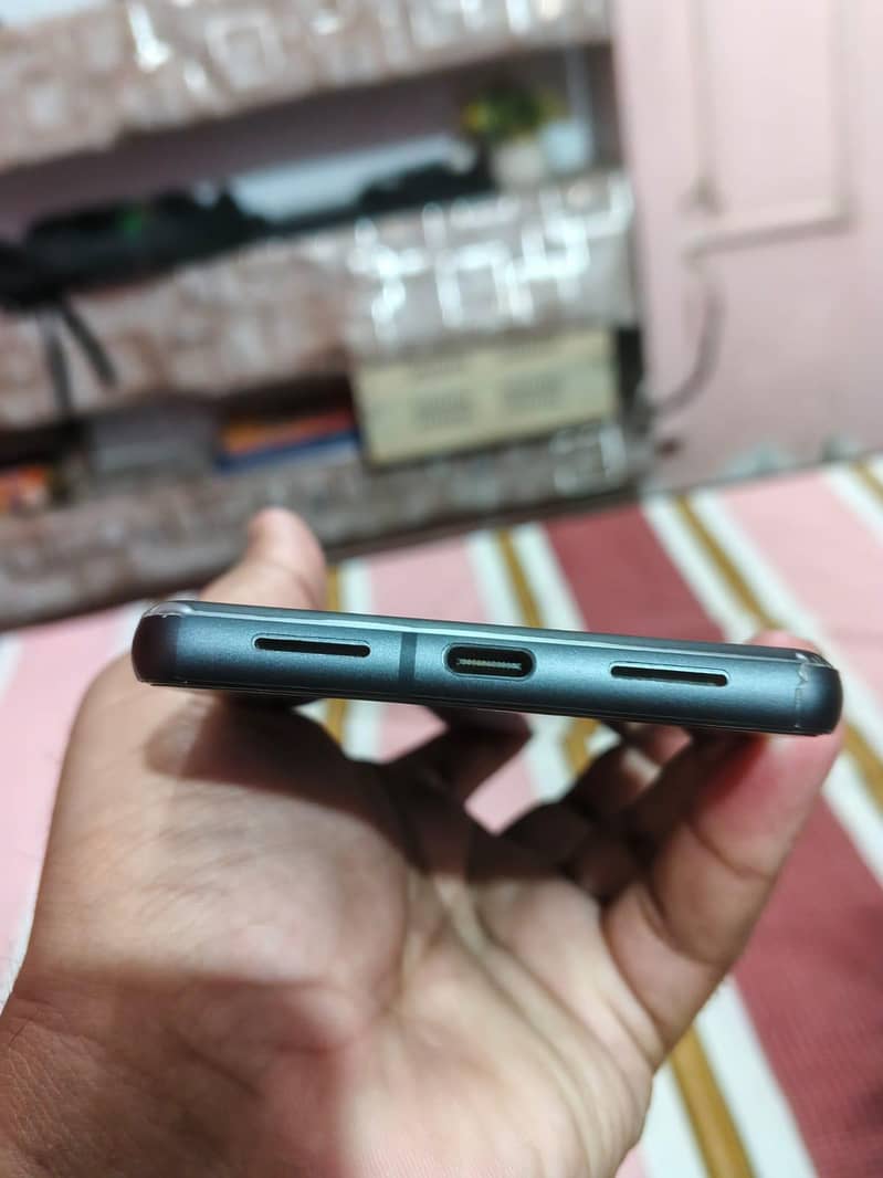 Google Pixel 7 5