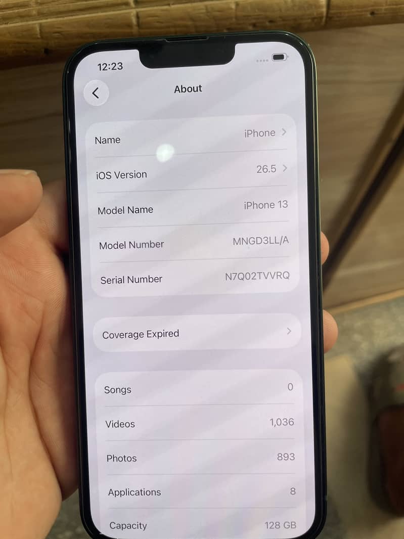 Apple iPhone 13 4