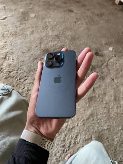 Apple iPhone 15 Pro