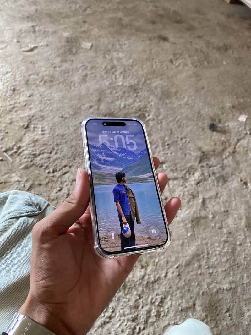 Apple iPhone 15 Pro 6