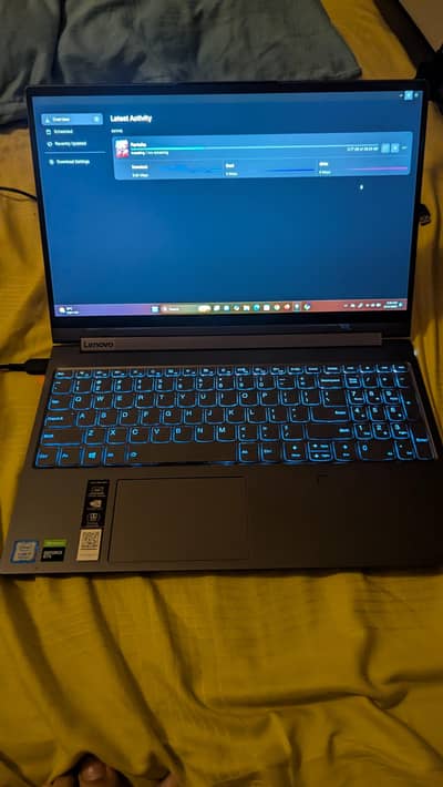 Lenovo Yoga | 15.6"