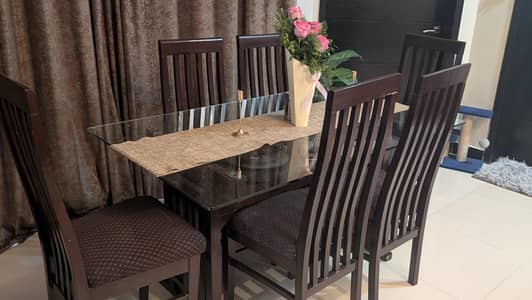 6 seater dining table