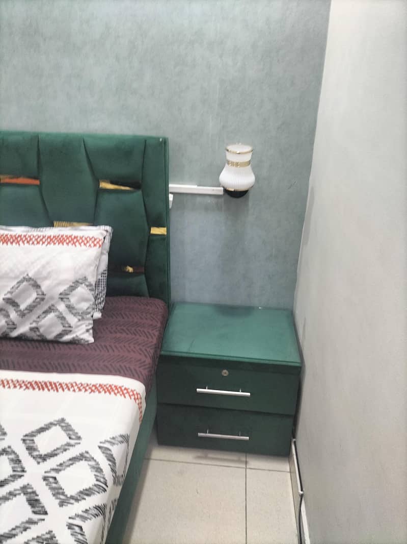 bed set with dressing table 3