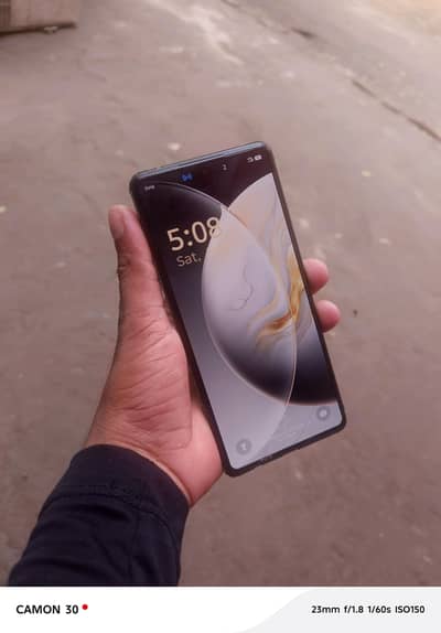Tecno CAMON 30