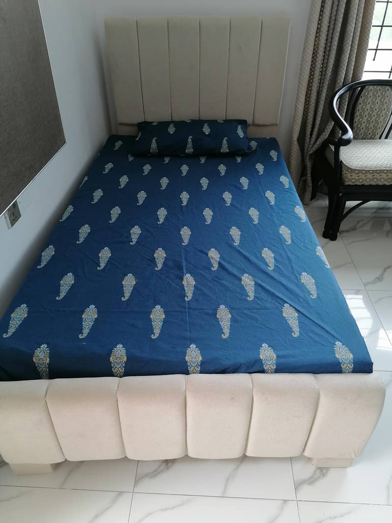 Single bed 1