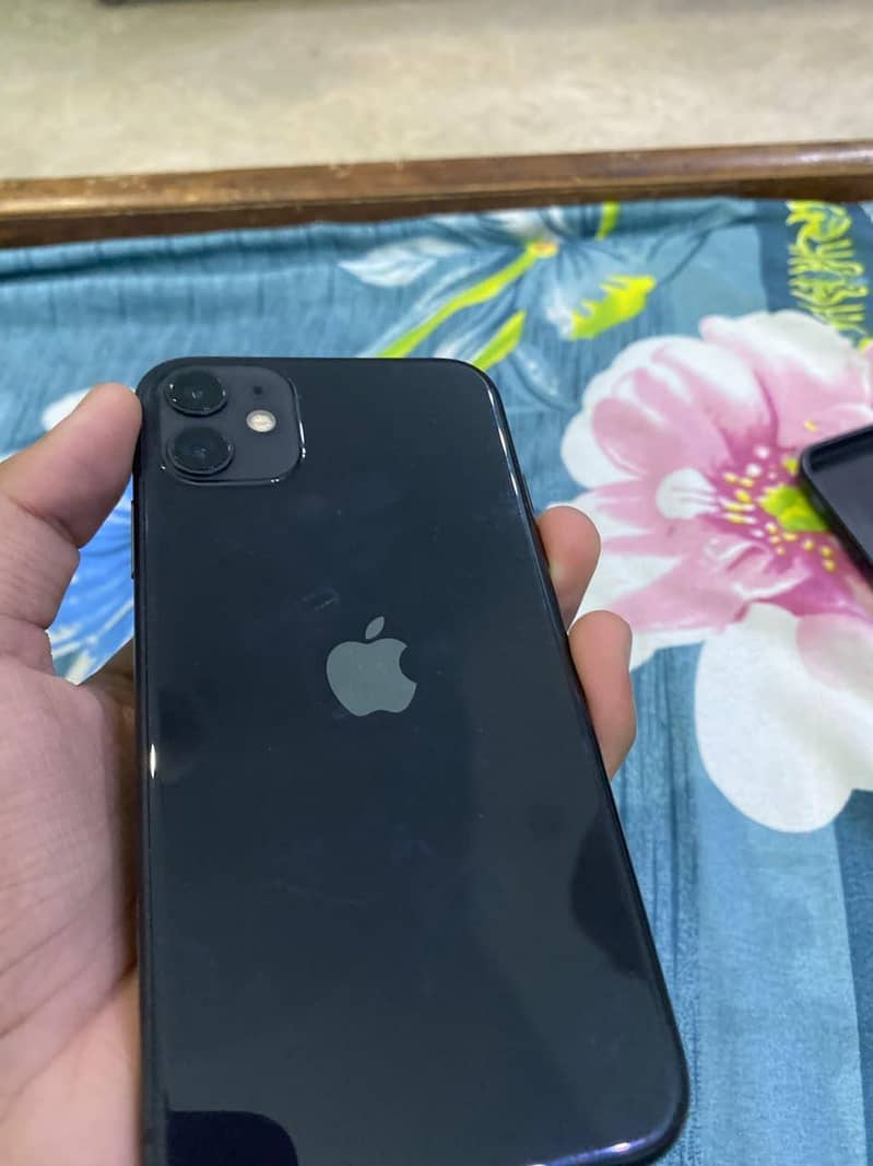 Apple iPhone 11 8