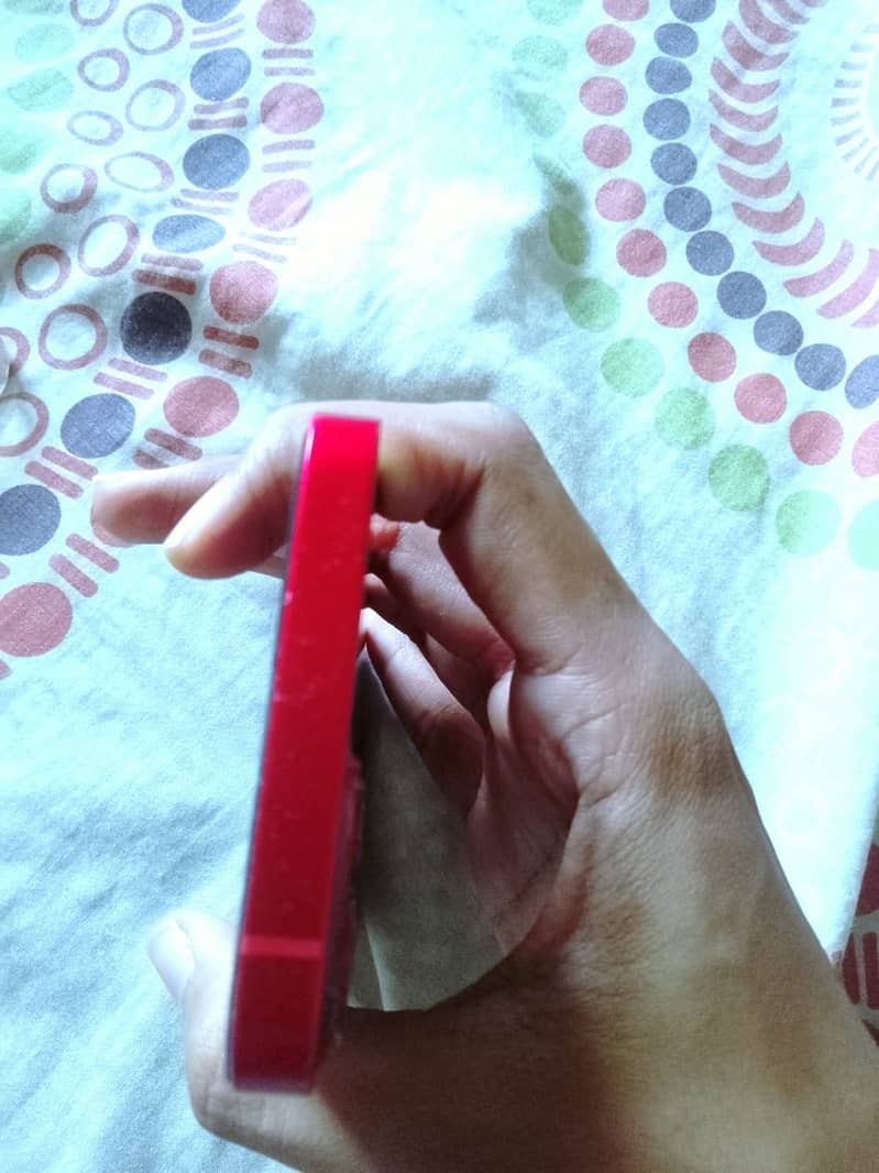 Apple iPhone 13 3