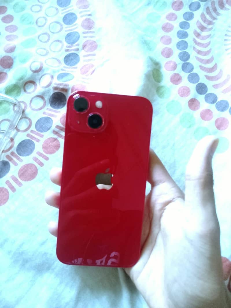 Apple iPhone 13 4