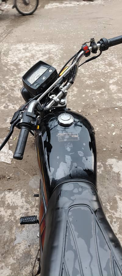 Honda CD70 2022