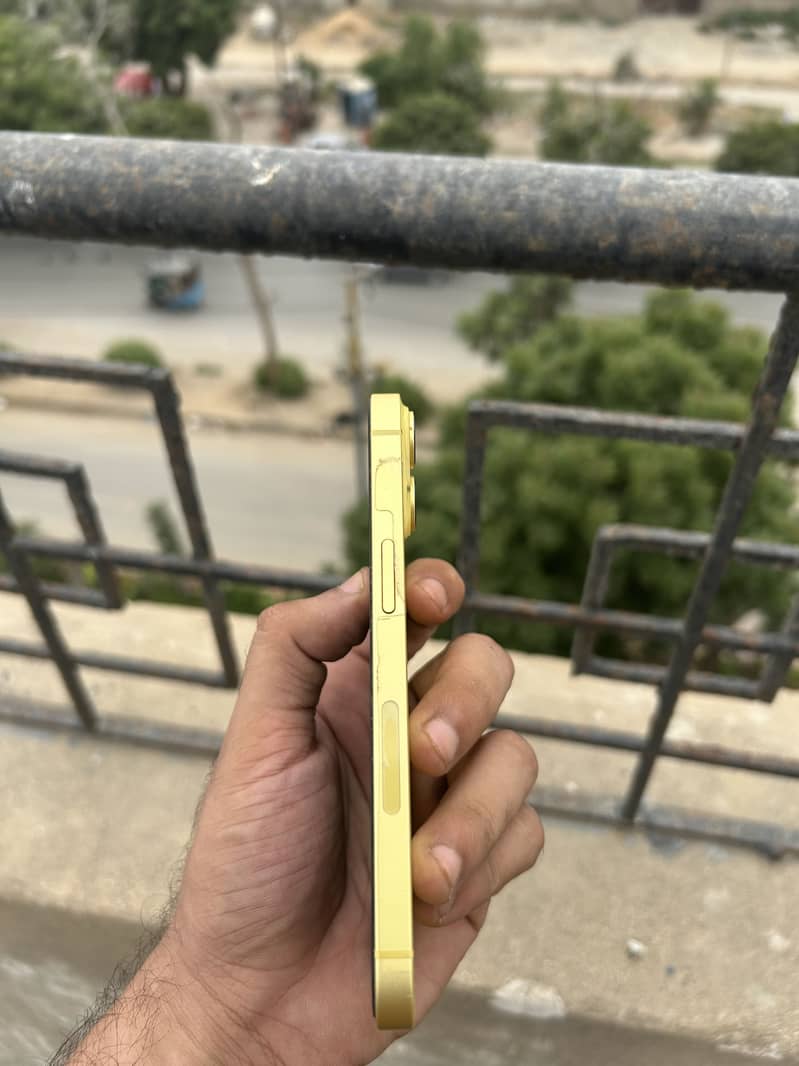 Apple iPhone 14 1