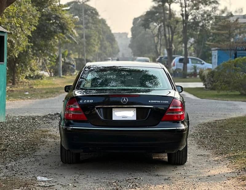 Mercedes E Class 2003 1