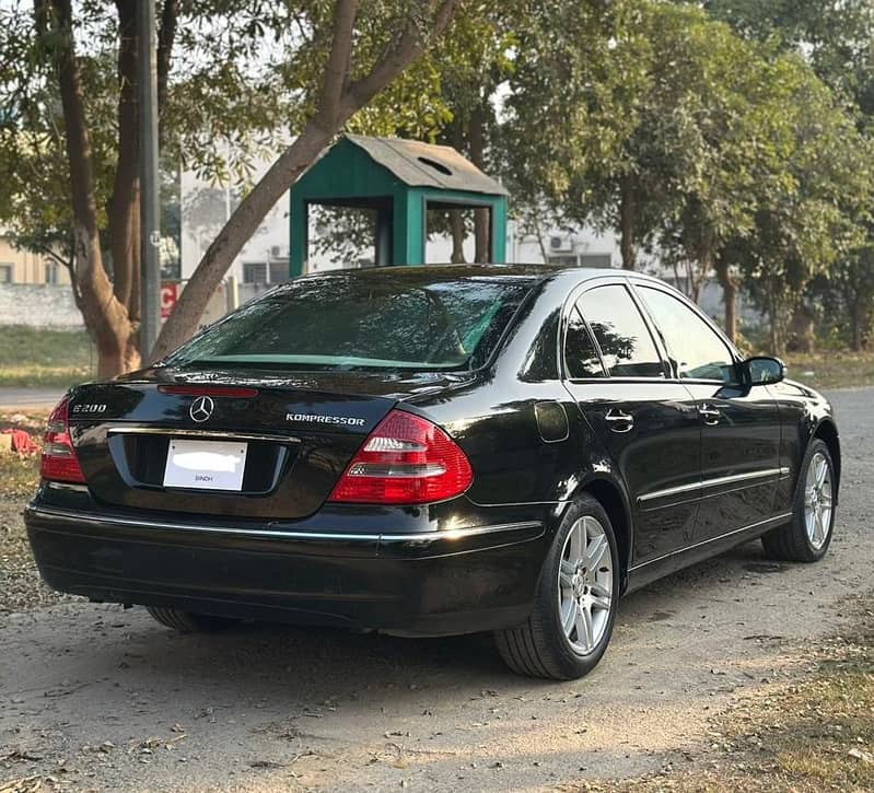 Mercedes E Class 2003 3