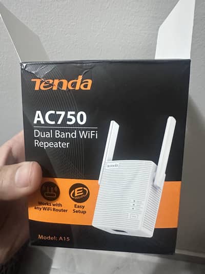 Tenda AC750 Dual Band WiFi Repeater (Model A15) – Like New with Box