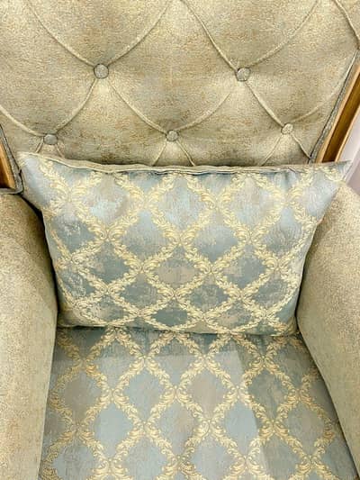2 Royal style chairs