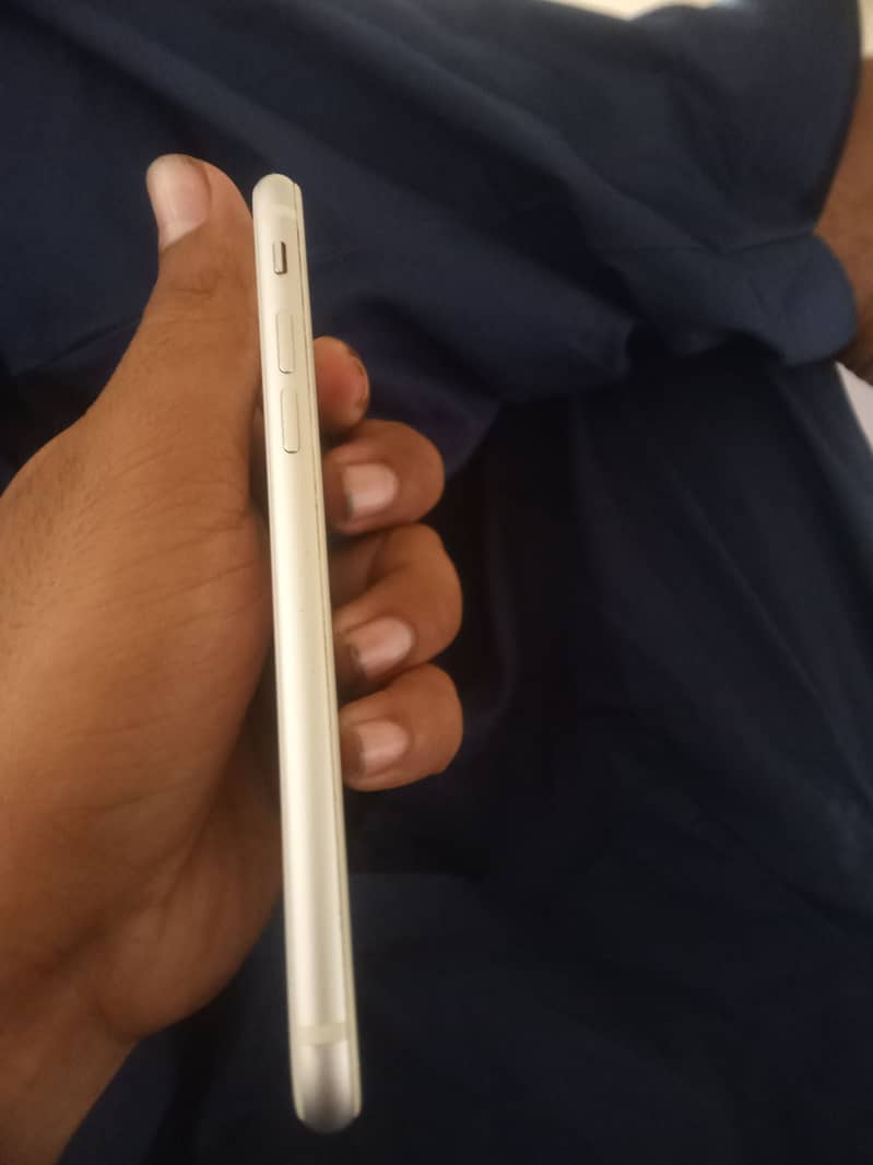 Apple iPhone SE 0