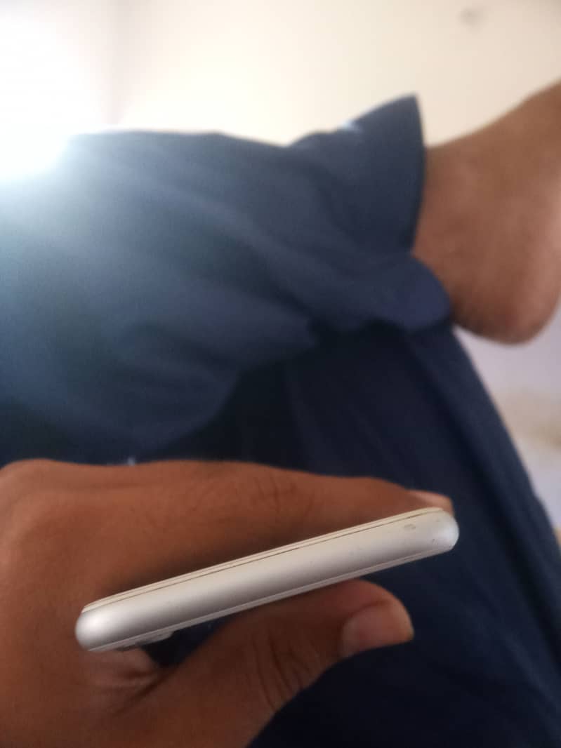 Apple iPhone SE 4
