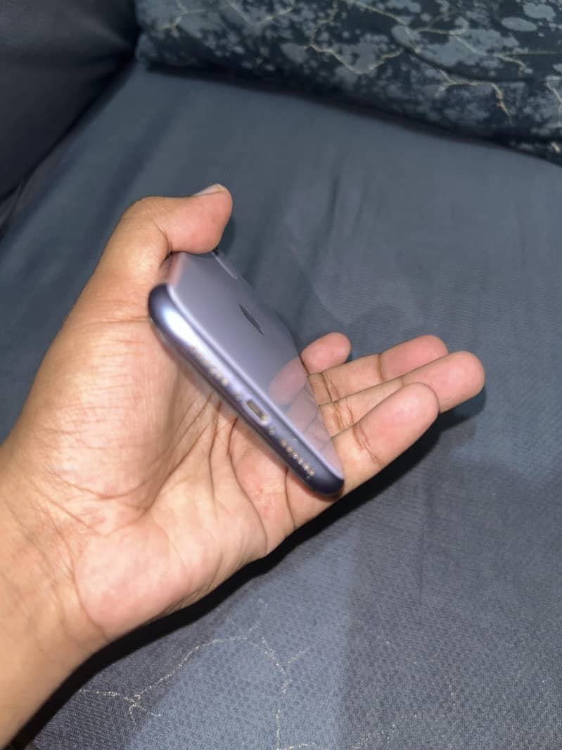 Apple iPhone 11 2
