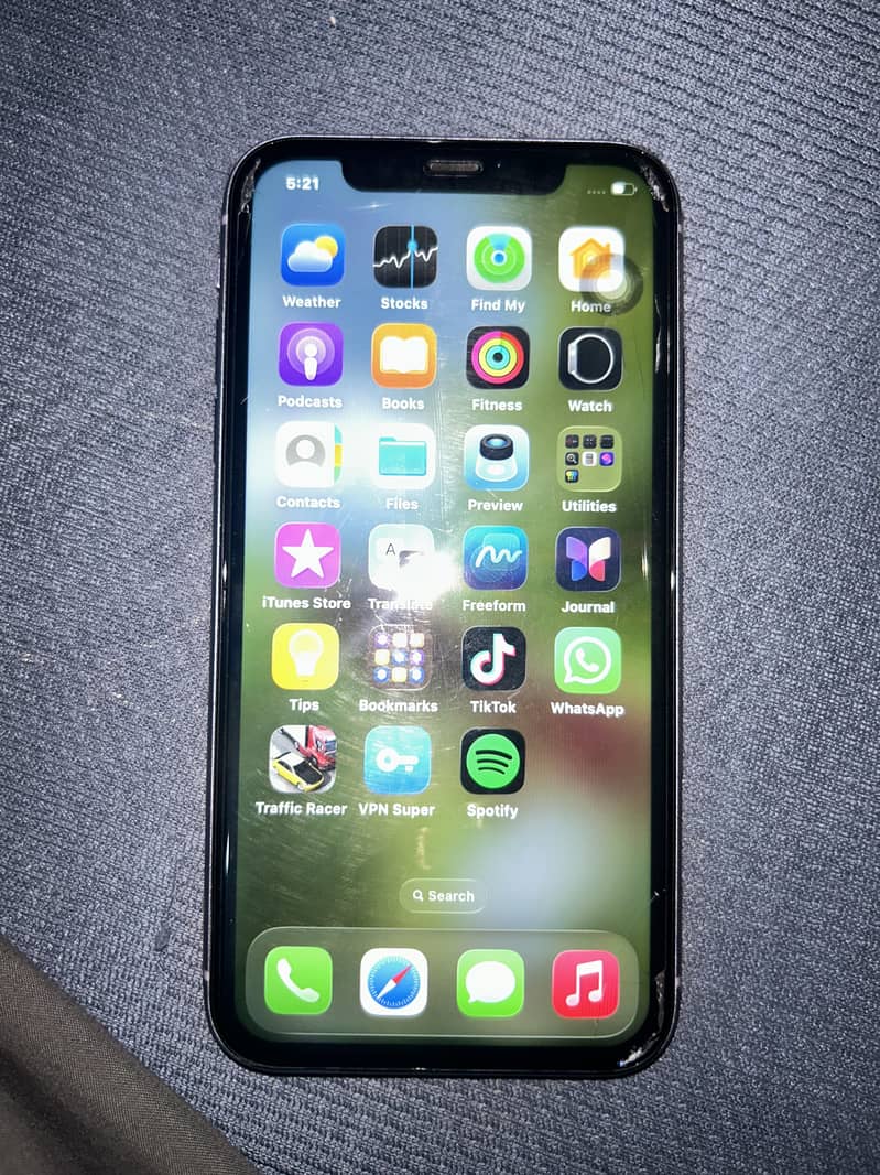 Apple iPhone 11 5