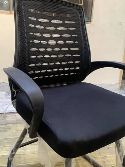 10 Office Chairs