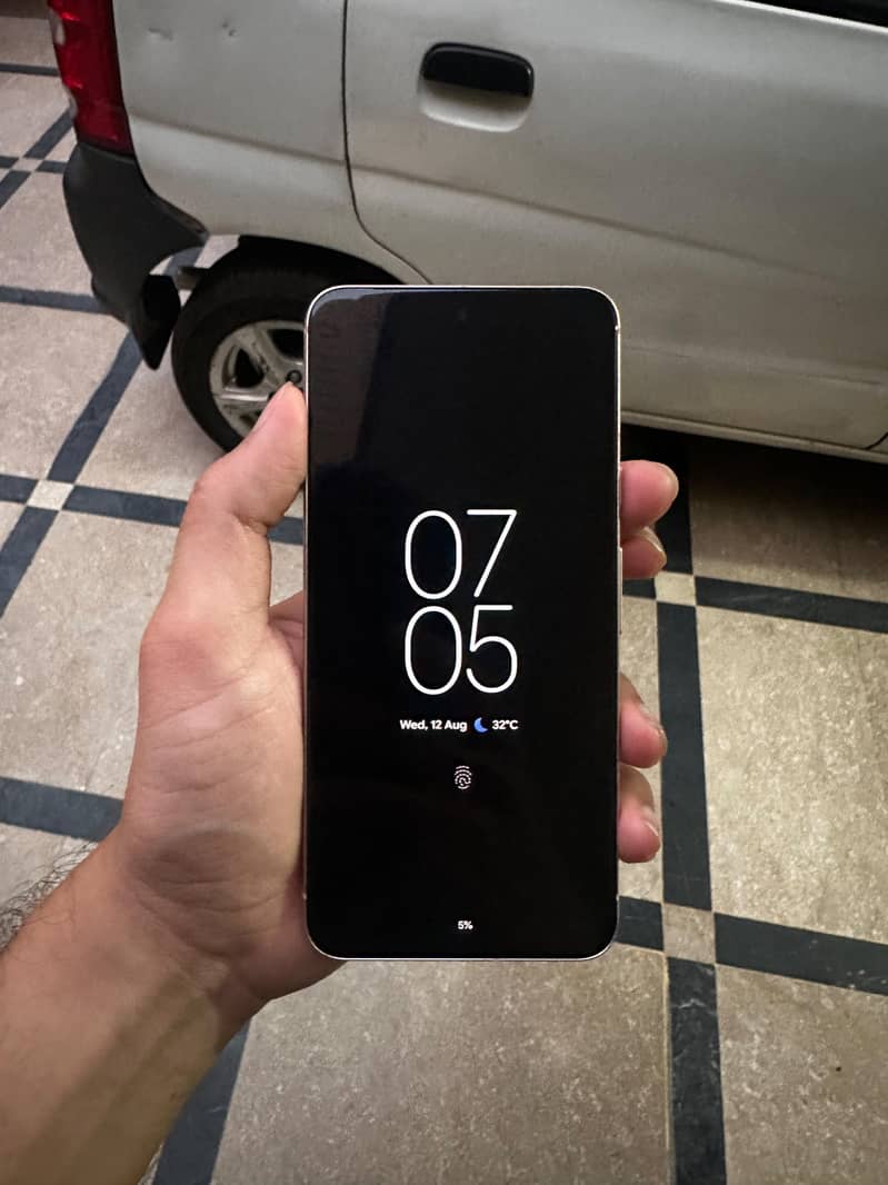Google Pixel 8 1