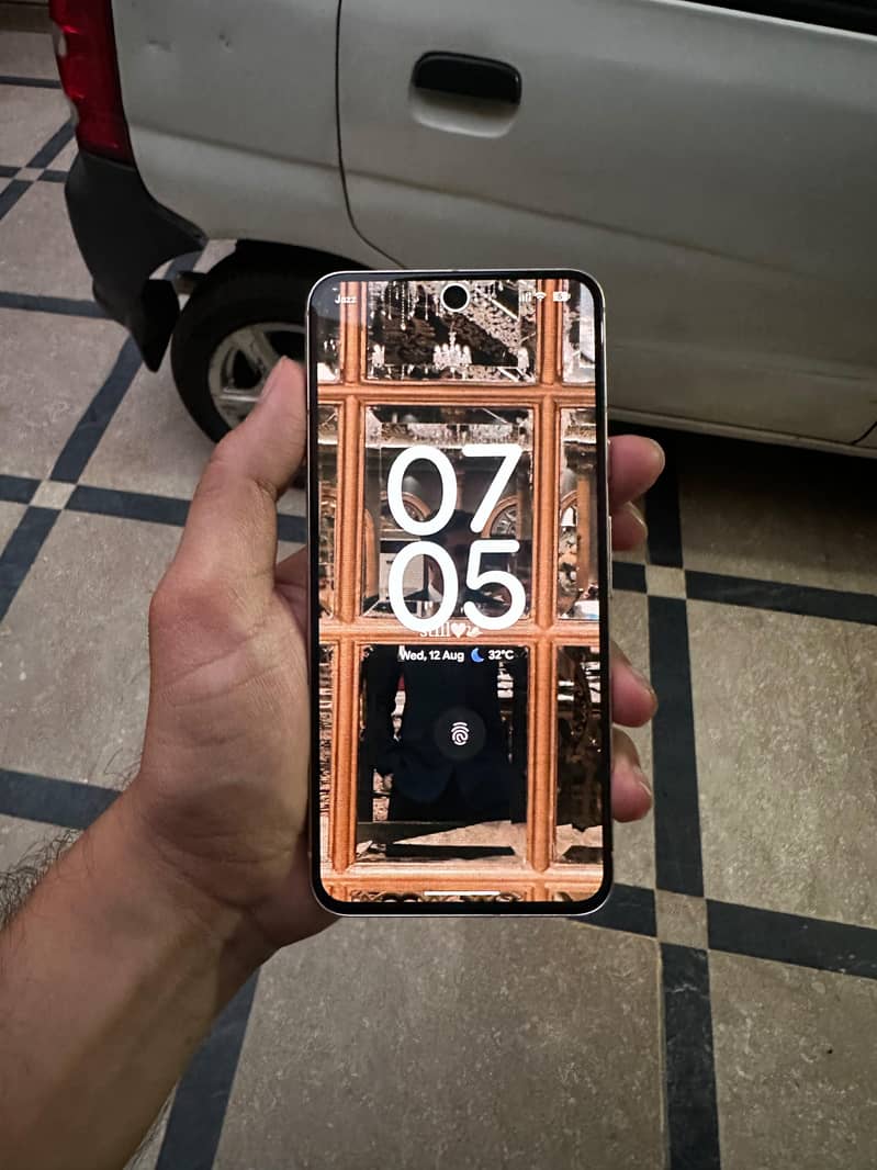 Google Pixel 8 2