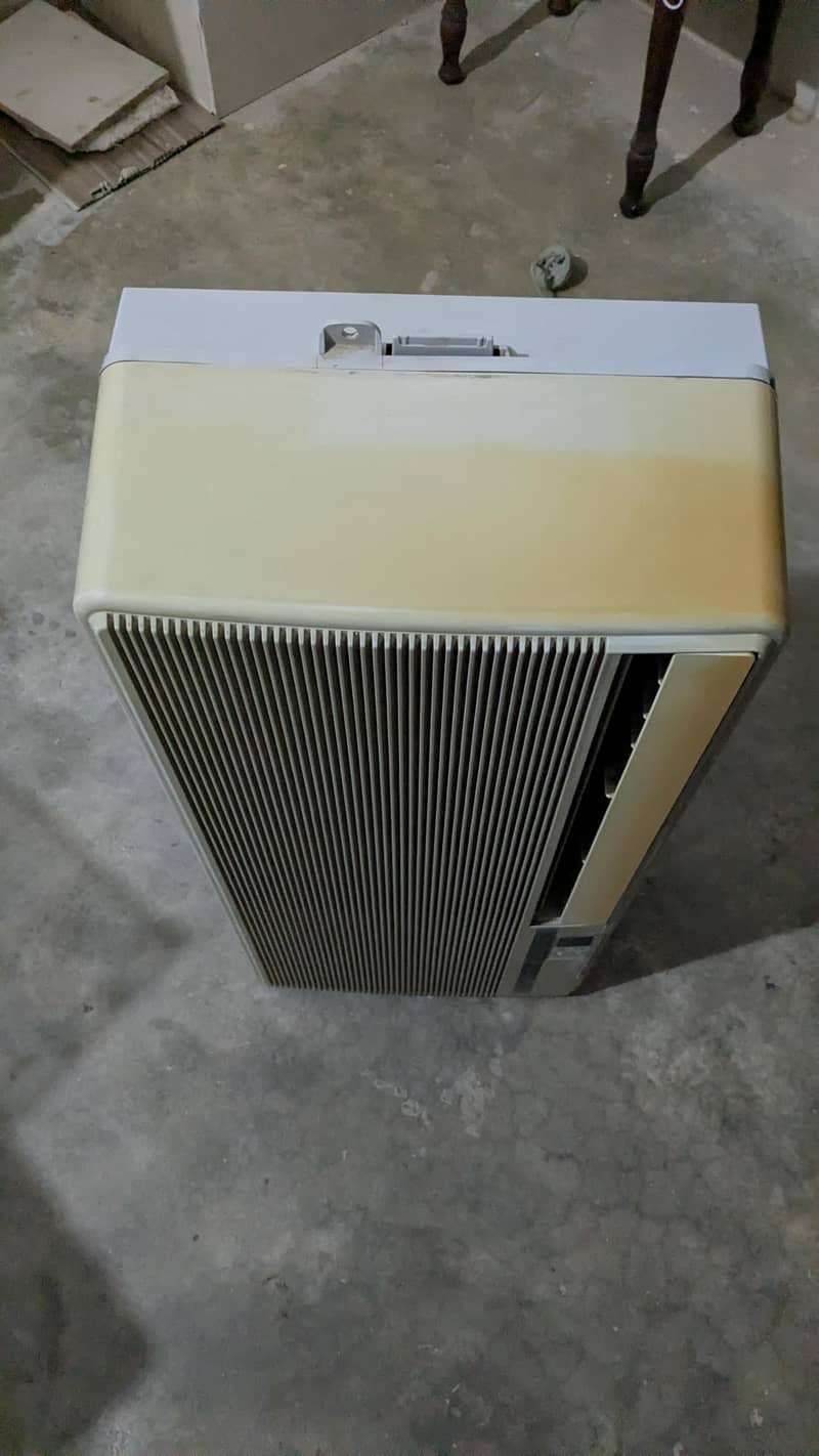 corona window ac 1