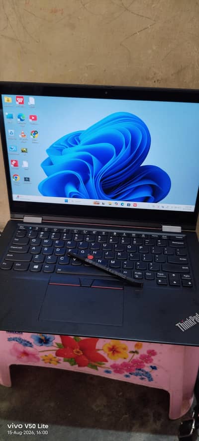 Lenovo Thinkpad X390 Yoga 2in1 i5 8th Gen 16GB Ram 256gb SSD Touchpen