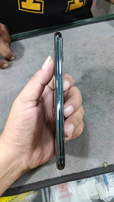 Apple iPhone 11 Pro pta approved