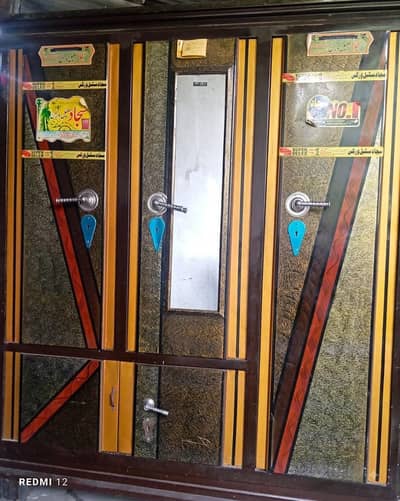 3-Door Heavy Duty iron Wardrobe for Sale urgently