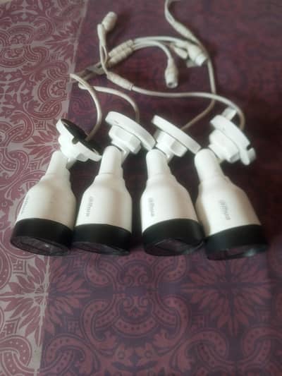 Dahua Complete Security Setup: 8-Port PoE Switch + 4 IP Cameras (Used)