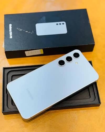 S24 Fe mint Condition 256GB With Box Official PTA Approved