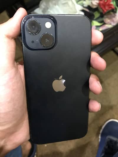 Apple iPhone 13