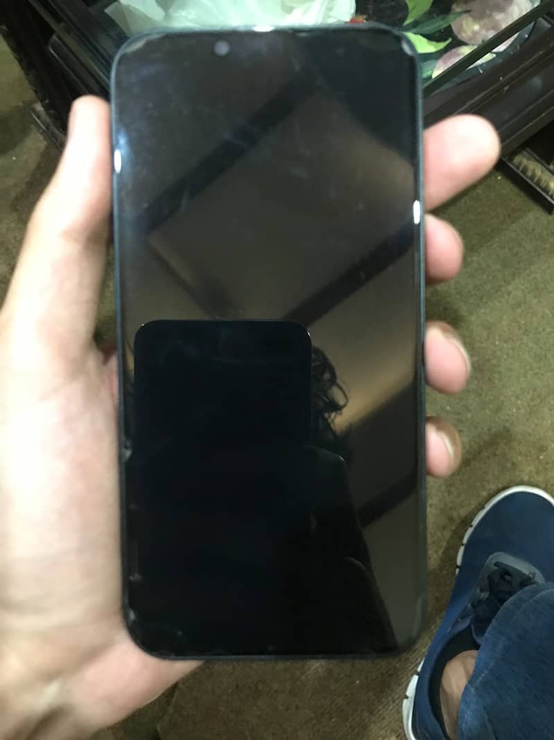 Apple iPhone 13 1