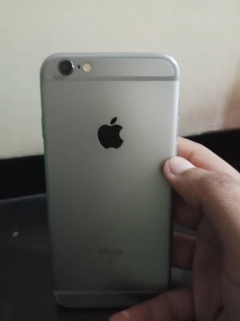 Apple iPhone 6S 1