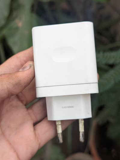 Original superVoce Charger realme